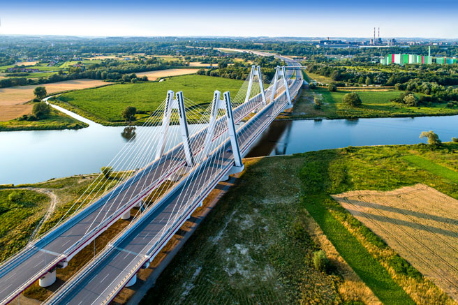 Vyúčtování mýtného v Polsku - dálniční most