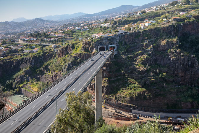 Mýtné na dálnicích v Portugalsku