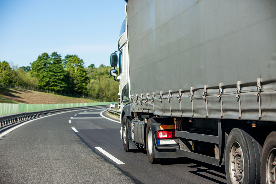 Tol voor vrachtwagens op de snelweg in Slovenië