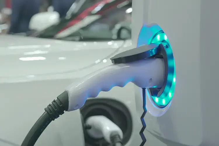 richtiger-zeitpunkt-fuhrpark-elektrifizierung-kostenersparnis